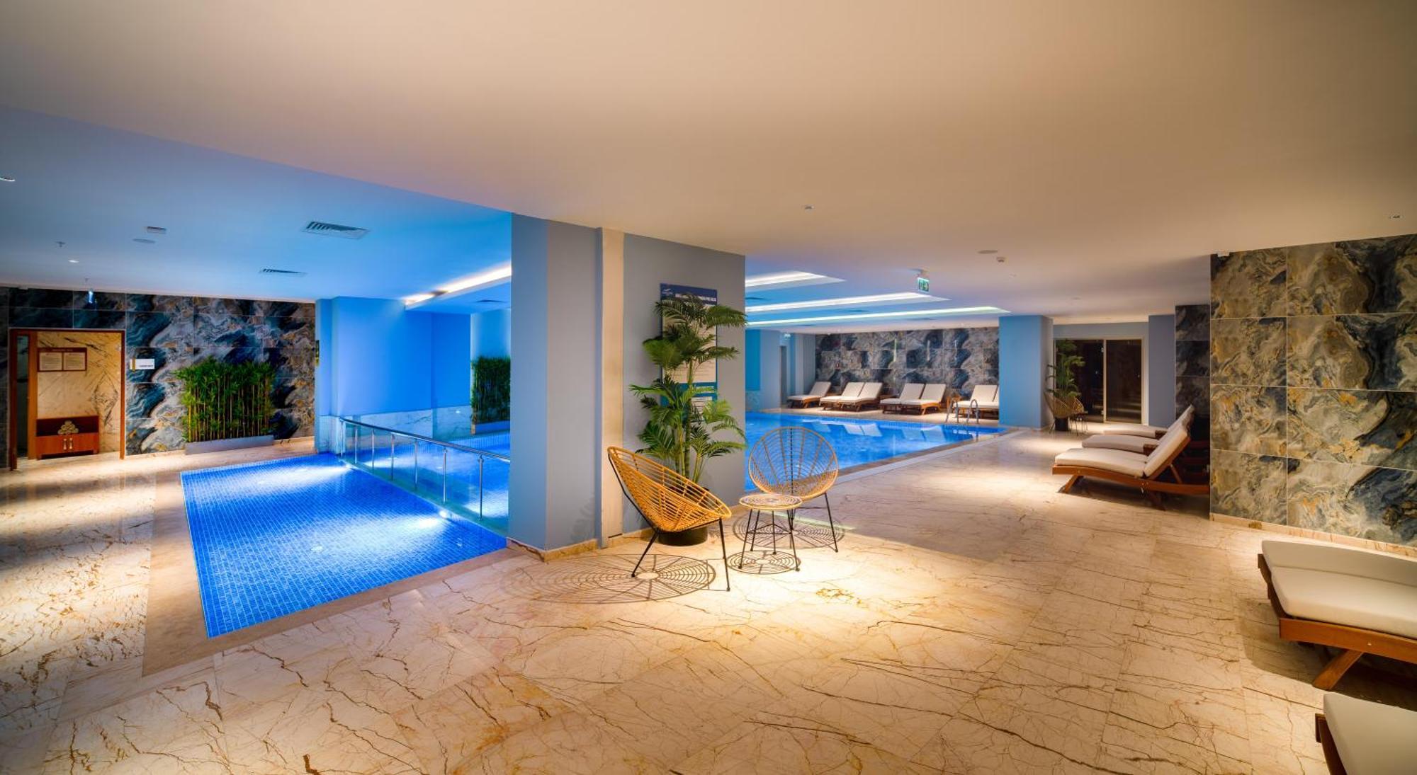 Concorde Tower Hotel & Casino ニコシア エクステリア 写真 Spa at the hotel