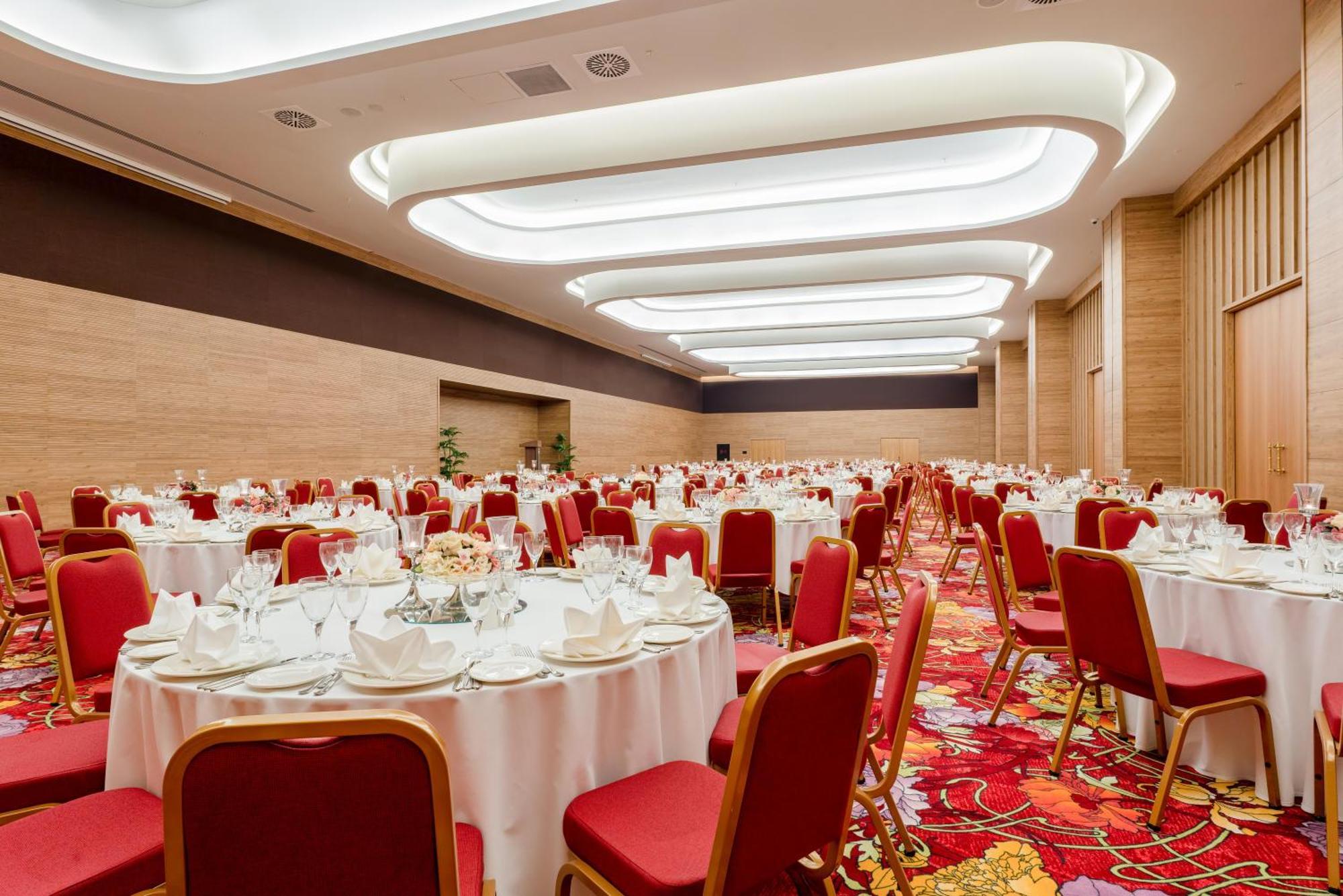 Concorde Tower Hotel & Casino ニコシア エクステリア 写真 The ballroom