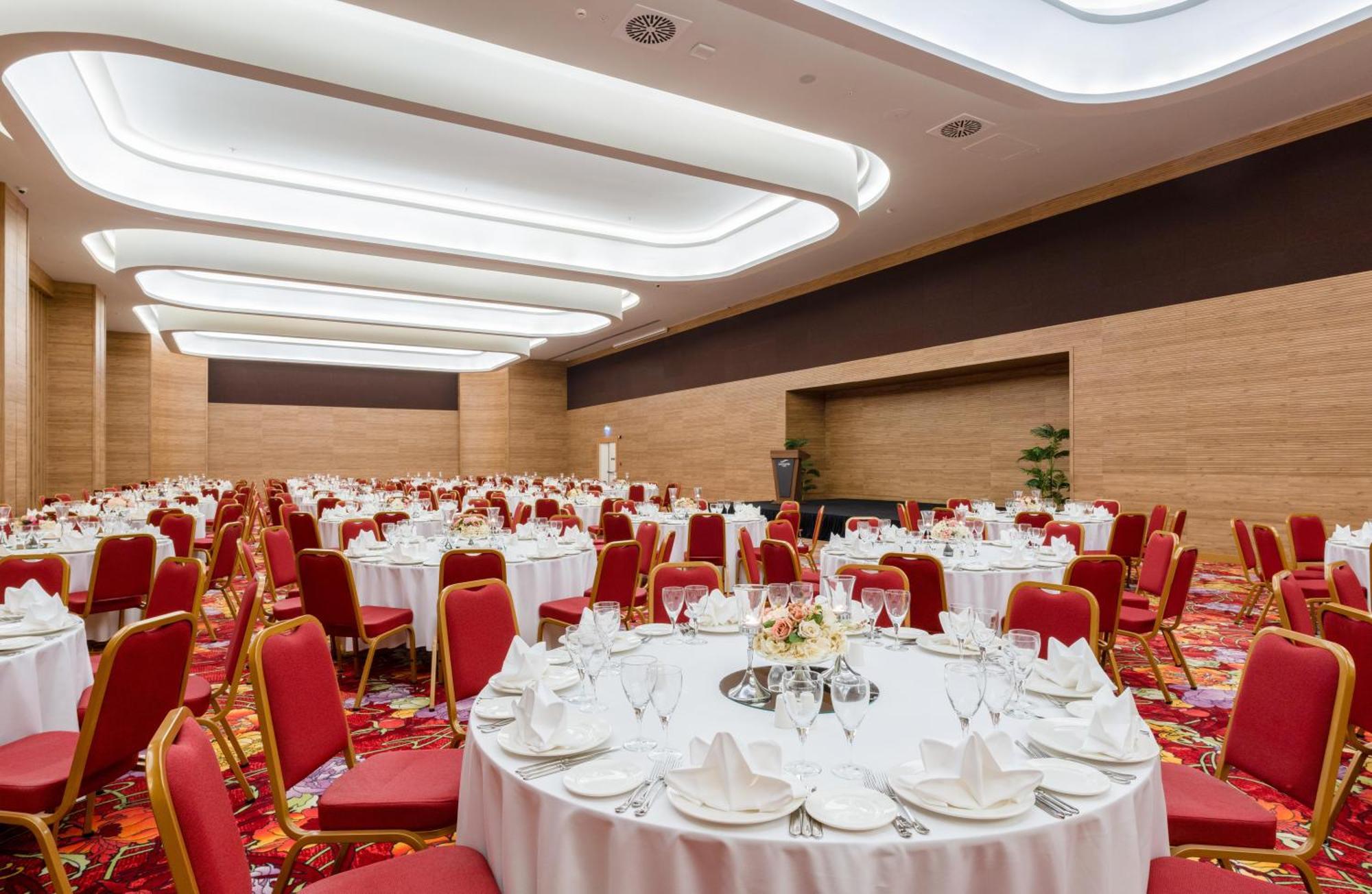 Concorde Tower Hotel & Casino ニコシア エクステリア 写真 The Grand Ballroom