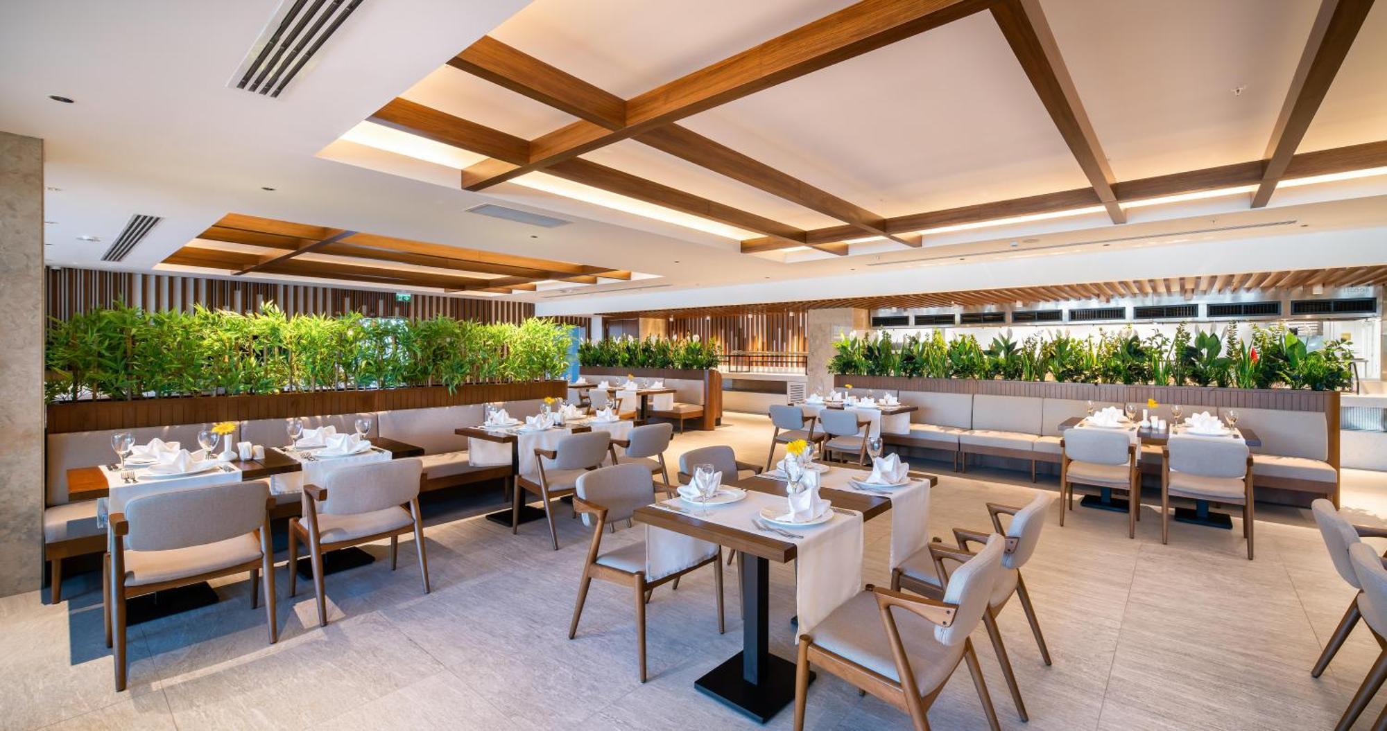 Concorde Tower Hotel & Casino ニコシア エクステリア 写真 The interior of the restaurant