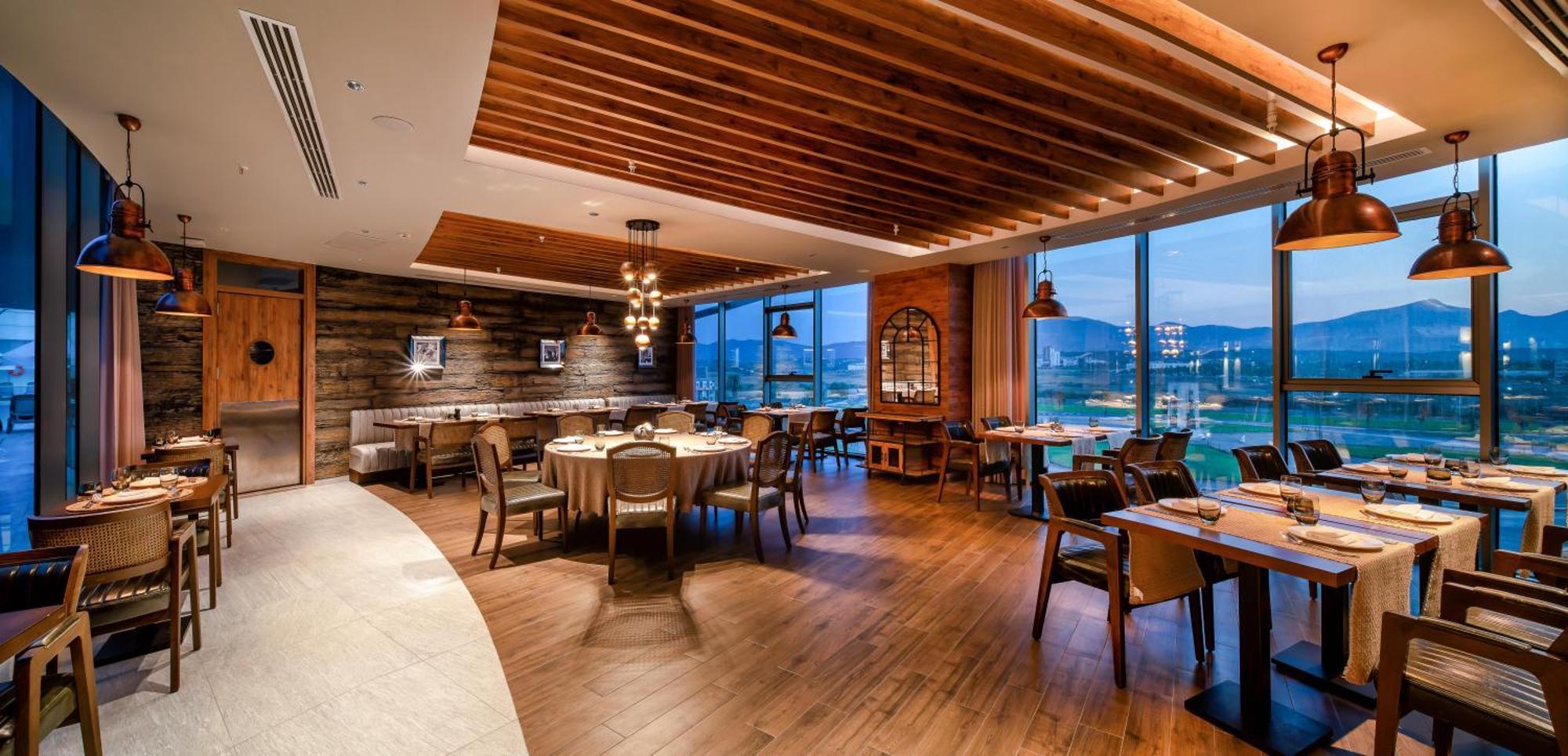 Concorde Tower Hotel & Casino ニコシア エクステリア 写真 The restaurant