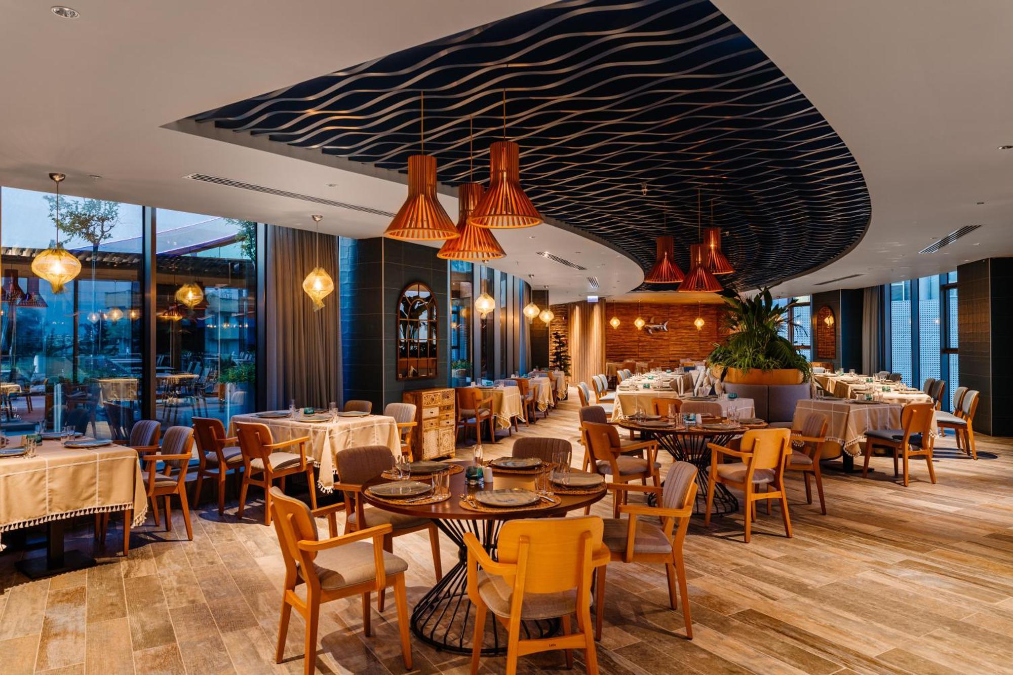 Concorde Tower Hotel & Casino ニコシア エクステリア 写真 Restaurant